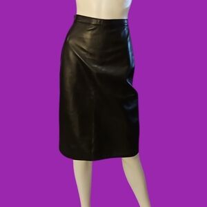 VTG MARY DZENUTIS 1980s Black Leather Knee Length High Waist Pencil Skirt